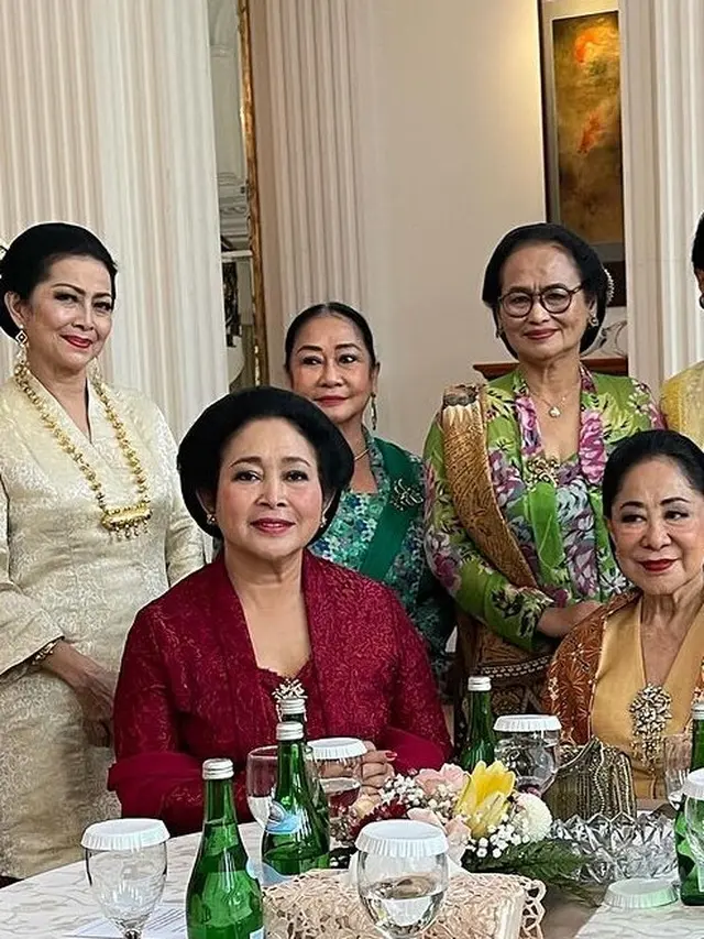 Tata Cahyani dan Keluarga Cendana