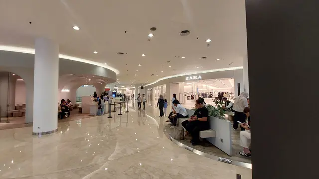 Marak Rojali-Rohana, Apa Benar Pengunjung Mal Jarang Beli?