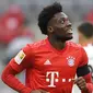 Alphonso Davies (50 juta euro) - Davies menjadi salah satu pemain andalan di lini pertahanan skuat Bayern Munchen saat ini. Bek berusia 19 tahun ini memimiliki nilai transfer mencapai 50 juta euro. (AFP/Andreas Geber)