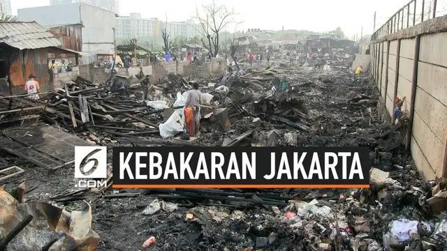 Hampir 500 jiwa warga Semanan Kalideres Jakarta Barat kehilangan tempat tinggal akibat kebakaran hebat yang melanda wilayahnya. lebih dari 100 bangunan rumah warga hangus terbakar. Pemkot Jakbar telah mendirikan lokasi pengungsian dan dapur umum.