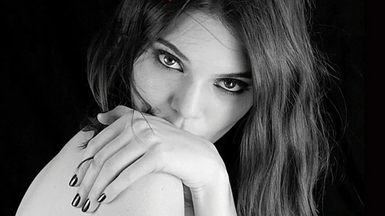 Kendall Jenner Jadi Brand Ambassador Kosmetik Estee Lauder
