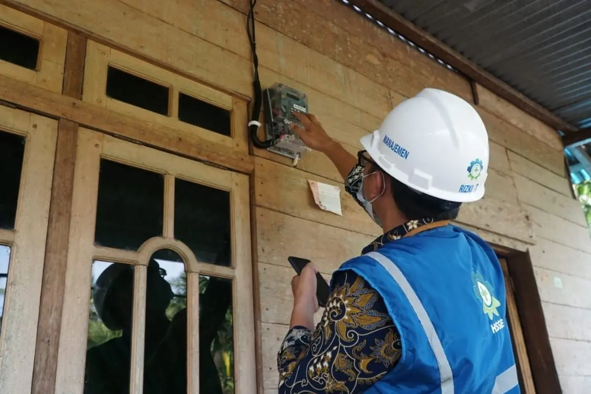 PT PLN optimistis dapat melistriki 100 persen desa di Provinsi Sumatera Selatan berkat dukungan dan sinergi dari Pemprov Sumsel. (Dok PLN)