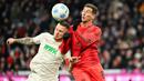 Berkat kemenangan ini, Bayern pun semakin kokoh bertengger di puncak klasemen dengan poin 29. Sementara itu, Augsburg tercecer di peringkat 13 dengan poin 12. (AFP/Lukan Barth-Tuttas)