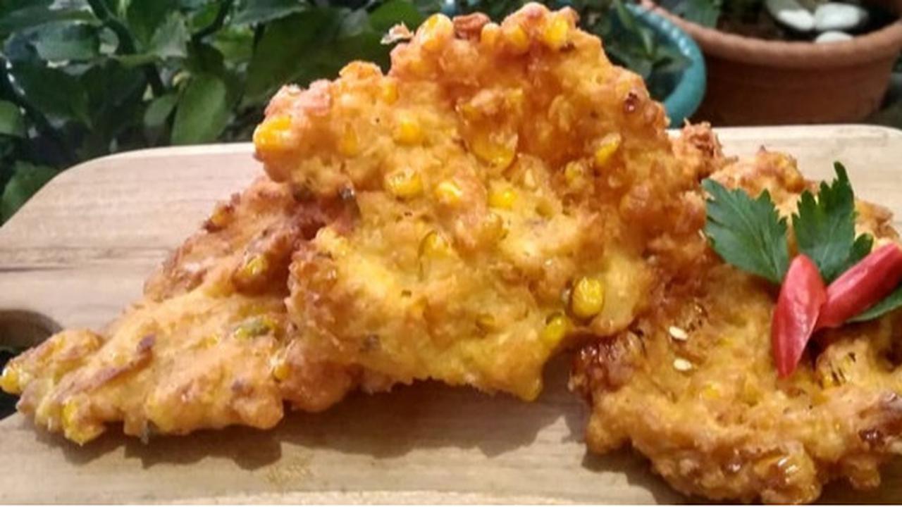 Rahasia Bakwan Jagung Kriuk Tanpa Tepung Terigu, Coba Resep Ini!