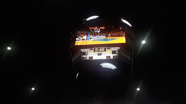 Fasilitas pencatat skor di Mall of Asia Arena, Manila, Filipina.