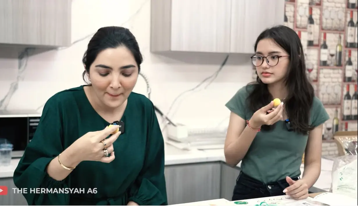 <p>Ashanty dan Sarah Menzel (Instagram/The Hermansyah A6)</p>