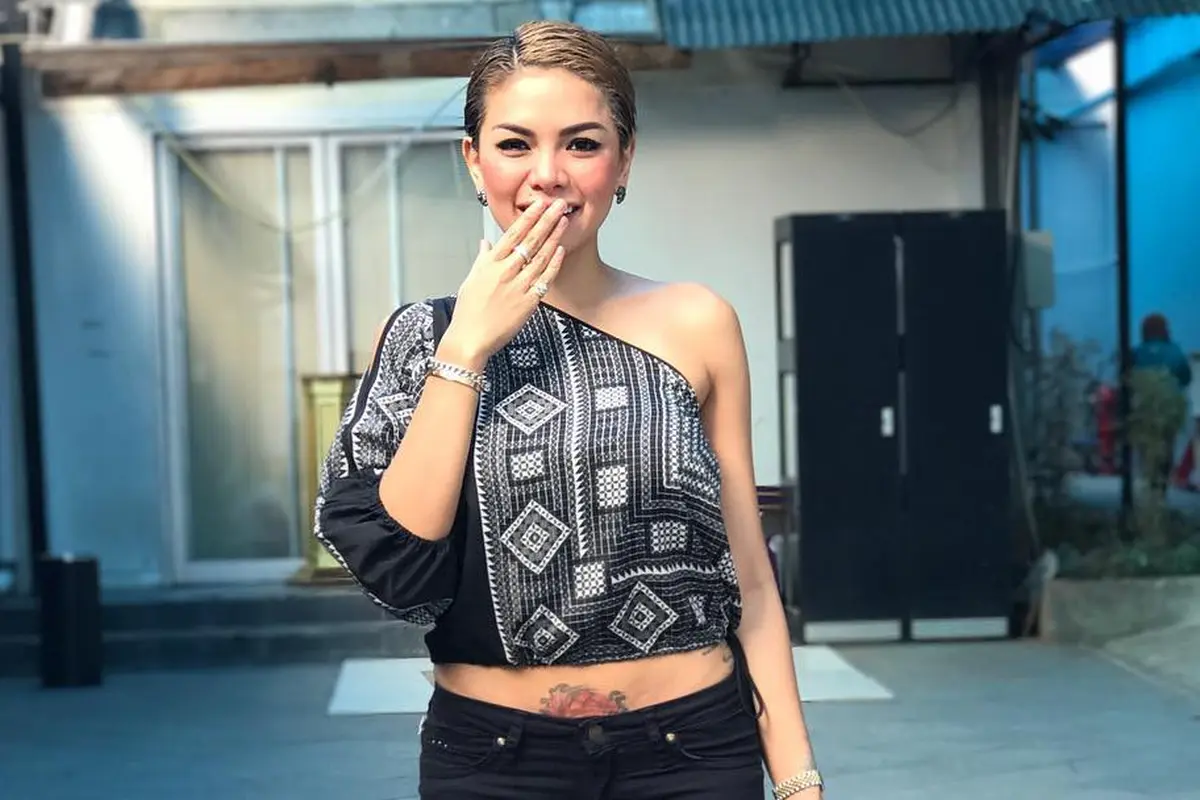 [Bintang] Nikita Mirzani