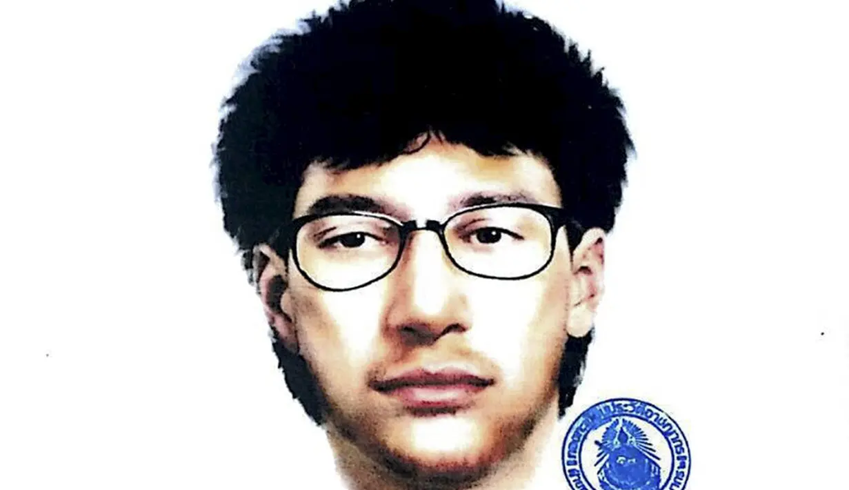 Kepolisian Thailand merilis sketsa wajah terduga pelaku peledakan bom di dekat Kuil Erawan, Bangkok, Rabu (19/8/2015). Sedikitnya 20 orang tewas, termasuk satu warga Indonesia dalam ledakan tersebut. (REUTERS/Royal Thai Police)