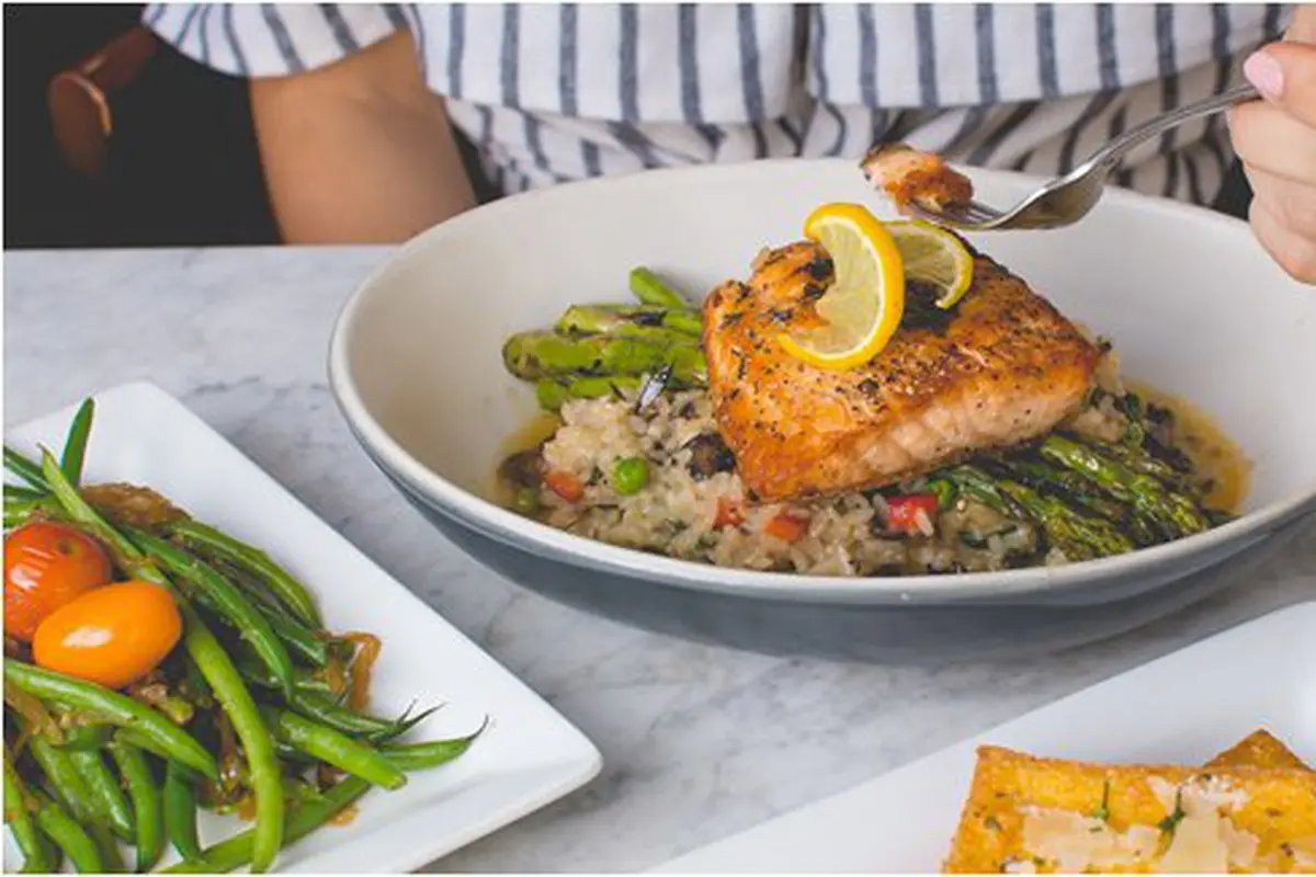 Makanan/copyright unsplash.com/@shutters_guild