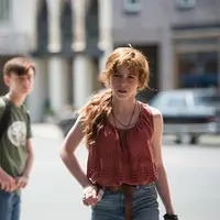 Sophia Lillis dalam film It (Warner Bros/IMDb)