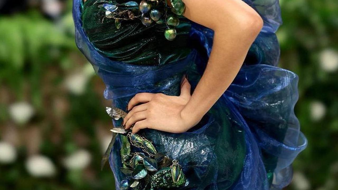 12 Pesona Artis Hollywood Untuk Met Gala 2024