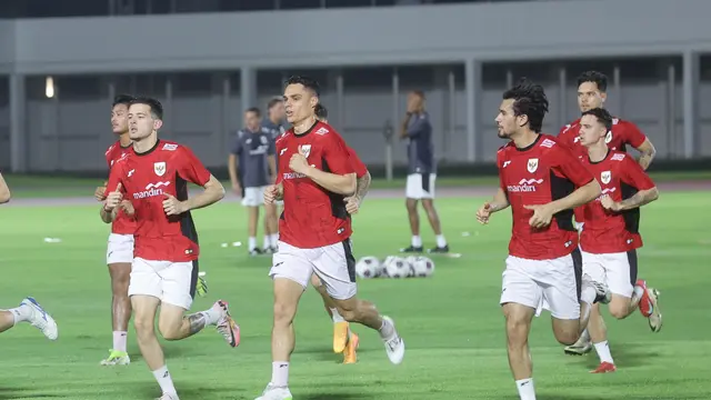 Latihan Timnas Indonesia di Stadion Madya, Minggu (23/3/2025)
