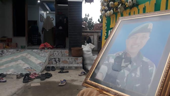 Sertu Anumerta Mitachur Rohmat, anggota TNI yang gugur di Papua. (Foto : Liputan6.com/Felek Wahyu)