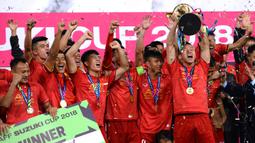 Vietnam. Timnas Vietnam total telah meraih 2 trofi Piala AFF sepanjang sejarah, yaitu pada edisi 2008 dan 2018. Pada edisi 2008 Vietnam sukses mengalahkan Thailand di partai final, sementara pada edisi 2018 giliran Malaysia yang ditaklukkan di partai final. (AFP/Nhac Nguyen)
