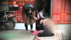 Kejadian itu baru berhenti setelah polisi datang menyelamatkan wanita yang babak belur dan hampir bugil tersebut.