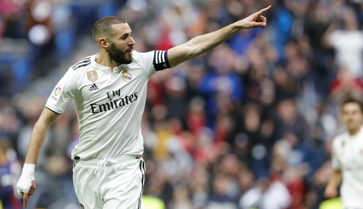 2. Karim Benzema (Real Madrid) - 14 Gol (3 Penalti). (AP/Paul White)