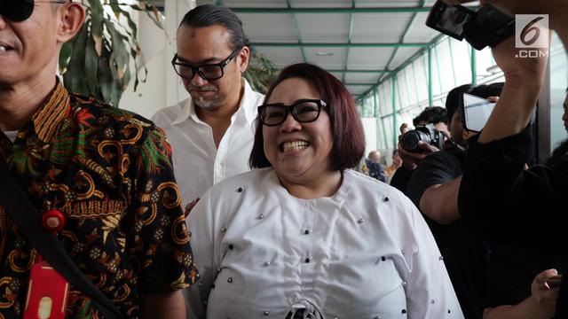 Nunung Srimulat dan July Jan Sambiran