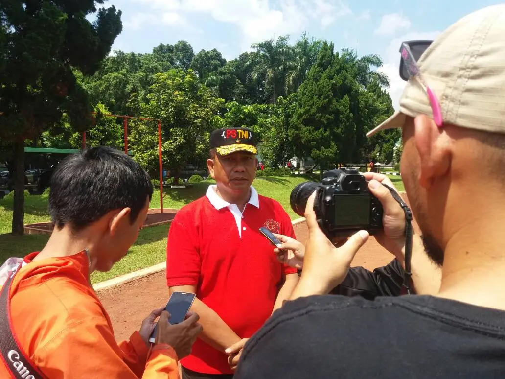 Presiden PS TNI AAB Maliogha berbicara soal kedatangan Ivan Kolev. (media PS TNI)