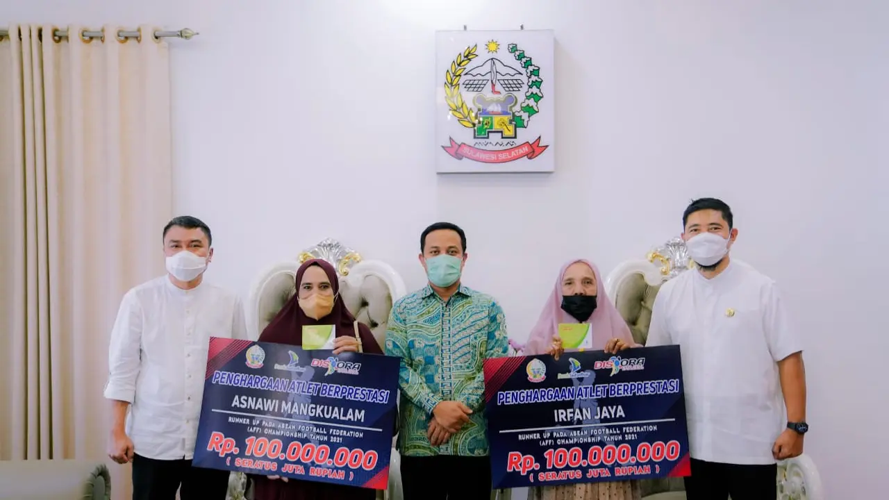 Gubernur Sulawesi Selatan, Andi Sudirman Sulaiman, Asnawi Mangkualam, Irfan Jaya, Timnas Indonesia