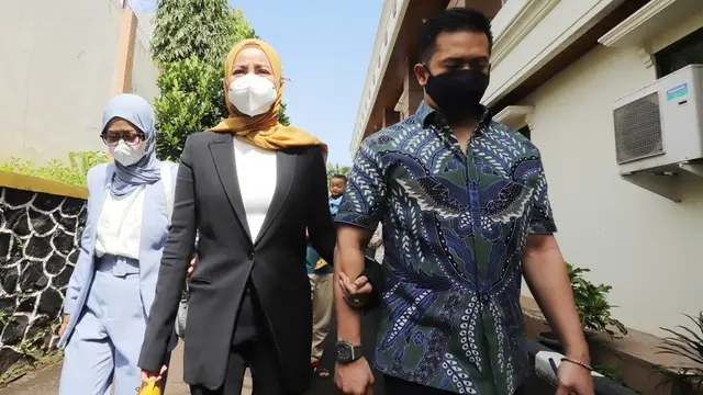 [Fimela] Olla Ramlan dan Aufar Hutapea