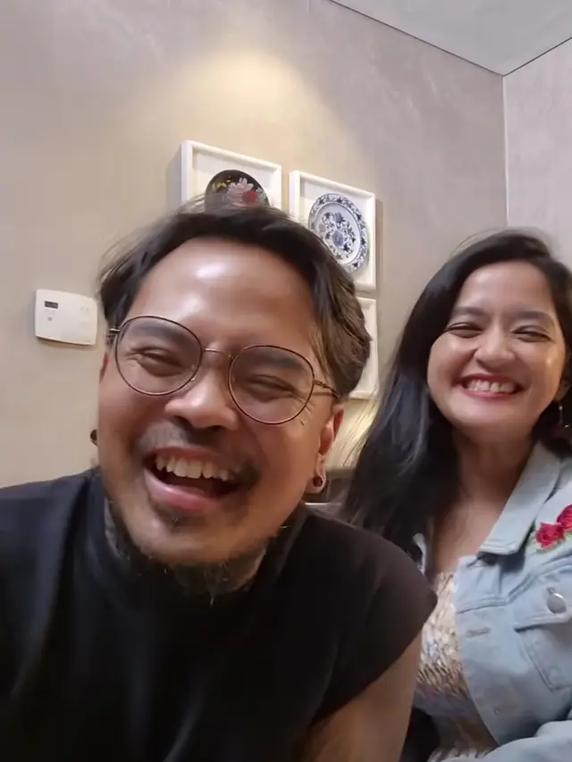 Kumaila Hakimah dan Coki Pardede
