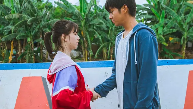 Film Dua Garis Biru. (Foto: Dok. Starvision Plus/ IMDb)