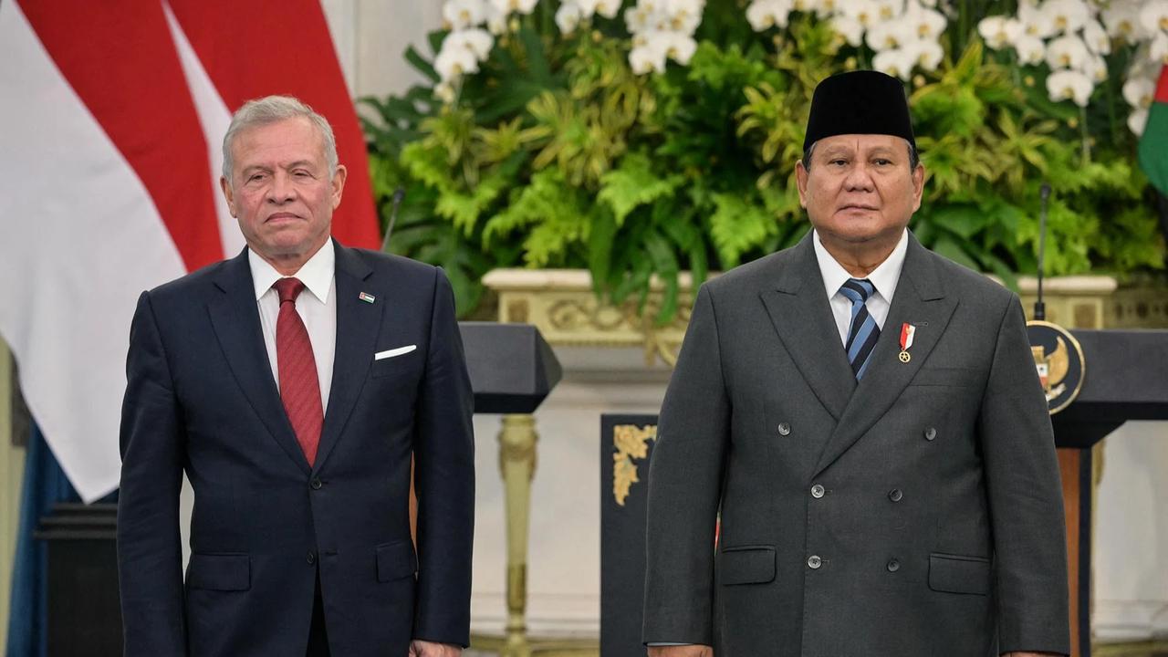 FOTO: Raja Abdullah II Anugerahkan Tanda Kehormatan Tertinggi Yordania kepada Presiden Prabowo