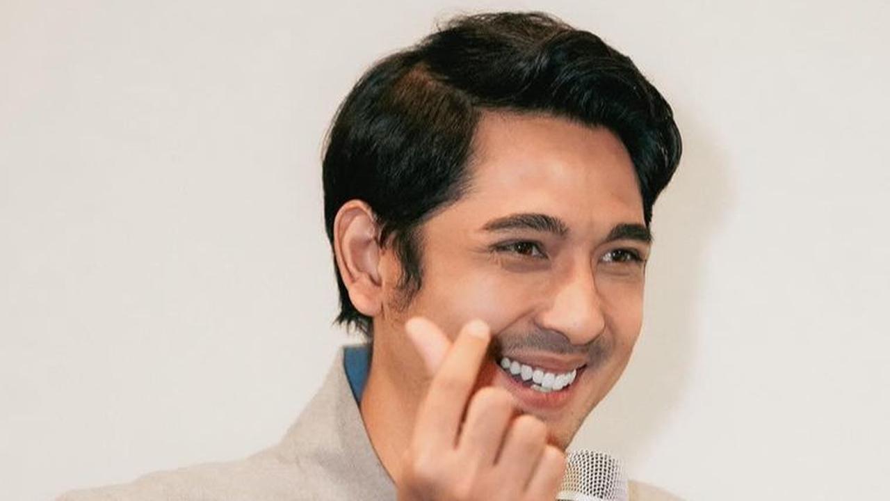 Arya Saloka digemari ibu-ibu karena sukses memerankan Aldebaran pada sinetron 'Ikatan Cinta'.