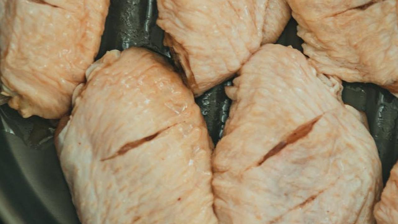 5. Goreng Makanan Sedikit Demi Sedikit