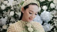 Zaskia Gotik Akan Melahirkan Anak Perempuan