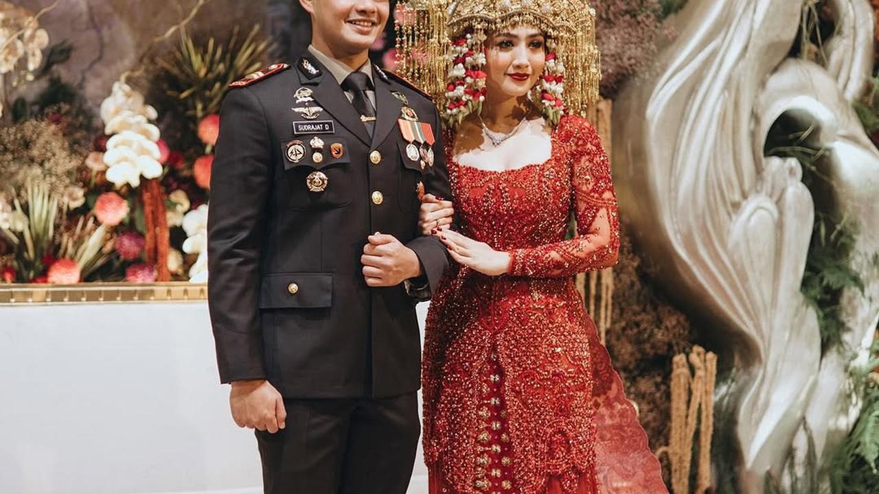 Jadi Istri Polisi, Ini Potret Febby Rastanty Pakai Seragam Ibu Bhayangkari Bikin Terpukau