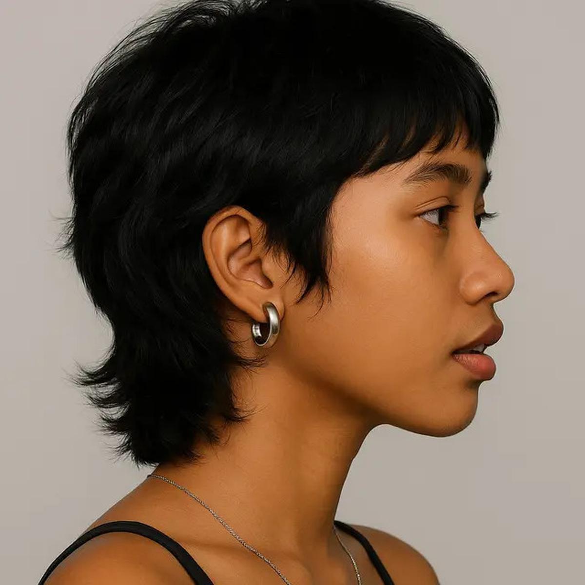 5 Gaya Potongan Rambut Wolf Cut, Untuk Penampilan Lebih Cantik di 2025