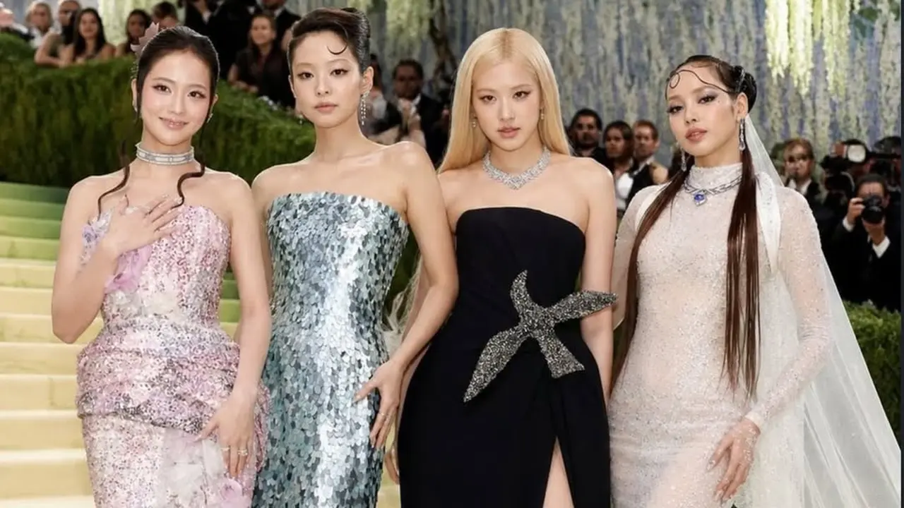 Akhirnya Full Team! BLACKPINK Reuni di Met Gala 2026 dengan Gaun Berkilau