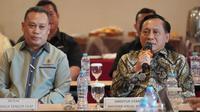 Rommy Fibri Hardiyanto (Ketua Lembaga Sensor Film) dan Imam Soedjarwo (Direktur Utama Indosiar)