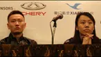 Pebulutangkis Tiongkok, Zhao Yunlei, menorehkan prestasi sangat istimewa. Dia menjadi satu-satunya pebulutangkis yang pernah memenangi dua medali emas dalam edisi Olimpiade yang sama, yaitu nomor ganda putri dan ganda campuran. 