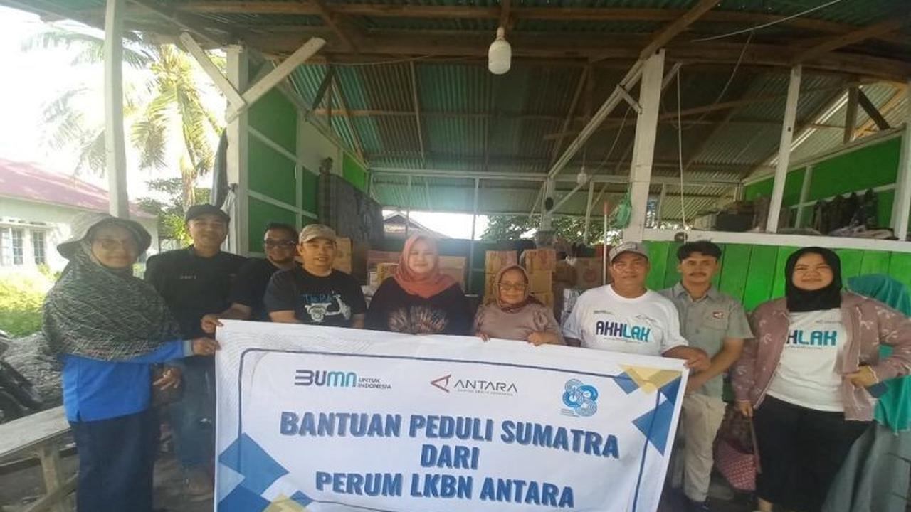 ANTARA Salurkan Bantuan Korban Banjir Padang, Wujud Kepedulian Insan Pers