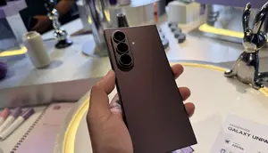 Review Kamera Galaxy Z Fold8 Ultra vs Galaxy S26 Ultra: Mana Lebih Tangguh?