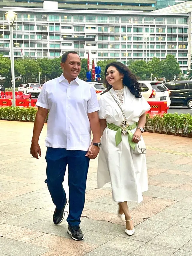 [Fimela] Bella Saphira dan Agus Surya Bakti