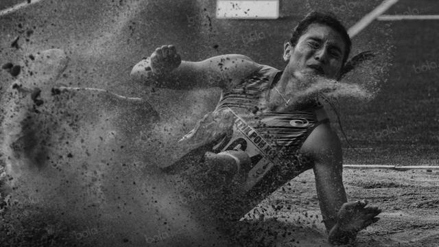 Foto Cerita: Hitam Putih Kiprah Pejuang Olahraga di Tanah Legenda