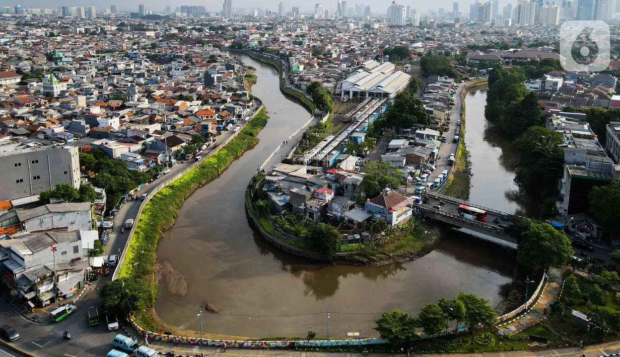 Wilayah yang dilintasi Ciliwung adalah Kabupaten Bogor, Kota Bogor, Kota Depok, dan Provinsi DKI Jakarta. (Liputan6.com/Herman Zakharia)