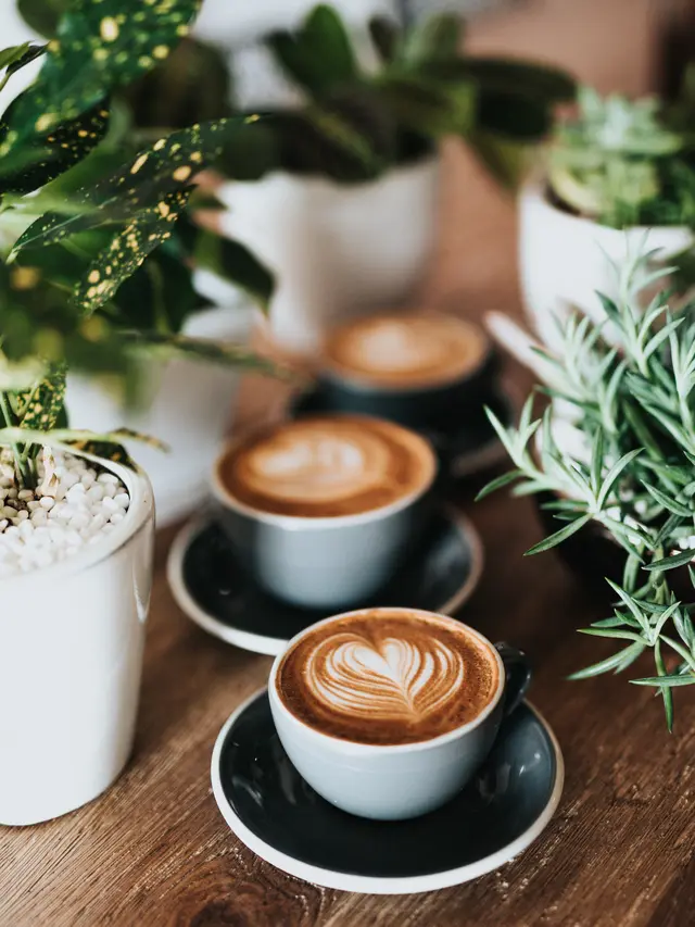 ilustrasi makanan dan minuman penyebab galau/unsplash