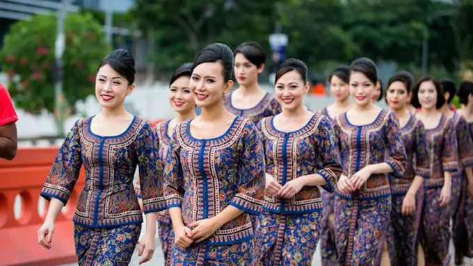 Keren, 5 Seragam Pramugari Ini Mengangkat Unsur Batik