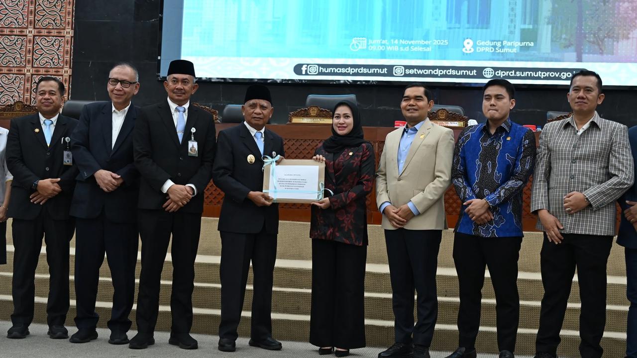 Wagub Sumut Surya menyampaikan Raperda mengenai penambahan penyertaan modal Pemerintah Provinsi Sumut ke dalam PT Bank Pembangunan Daerah Sumatera Utara (Bank Sumut)