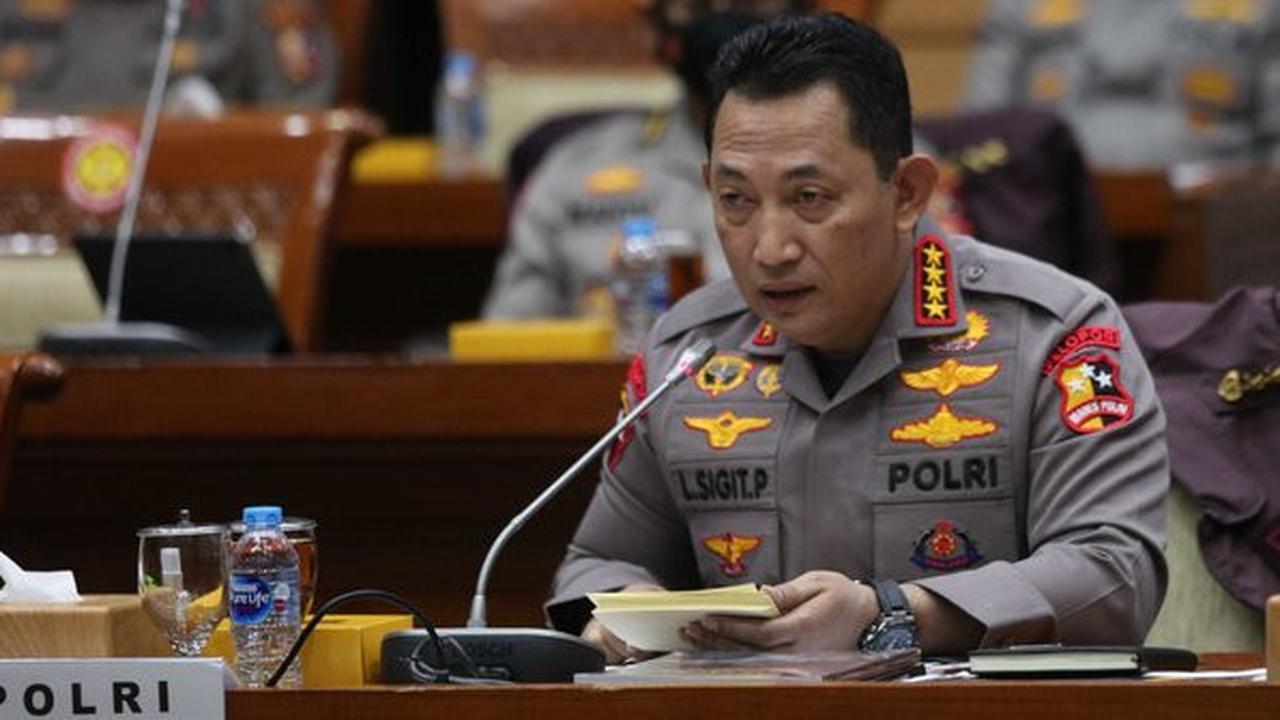 Kapolri Listyo Sigit raker dengan komisi III DPR. ©2022 Liputan6.com/Angga Yuniar