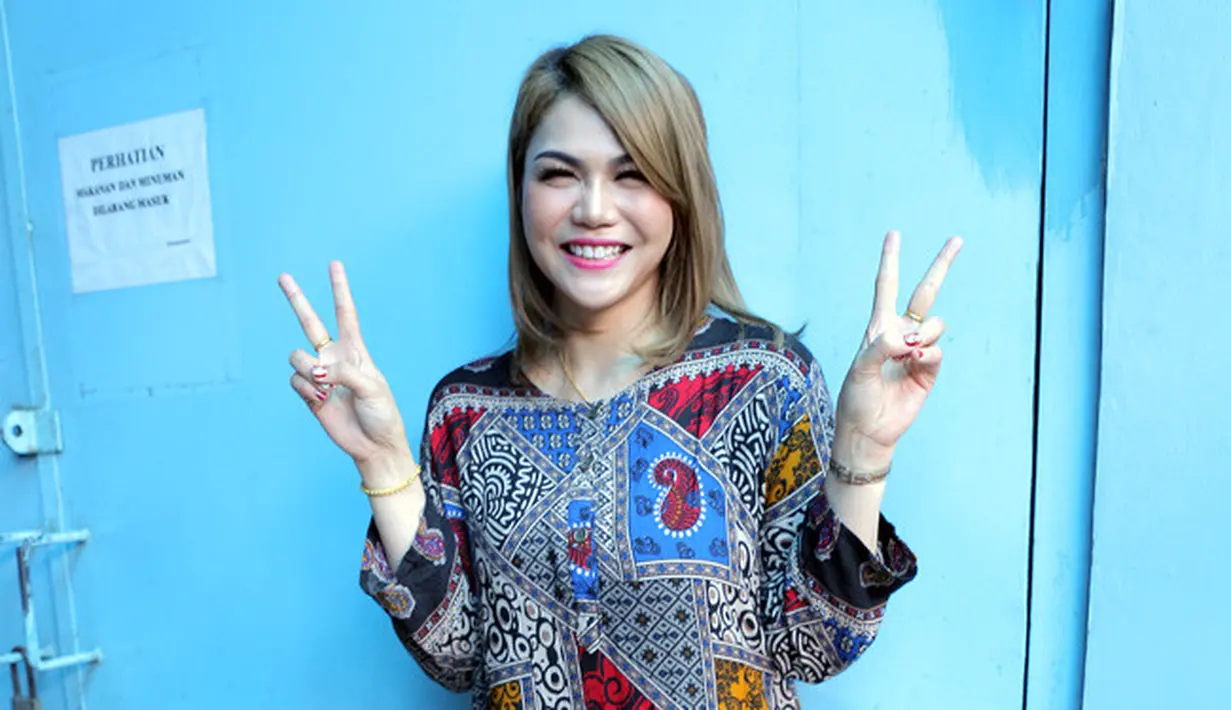 DJ Butterfly (Deki Prayoga/bintang.com)