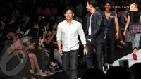 Bersenggolan di Atas Catwalk, Ariel - Luna Maya Salah Tingkah