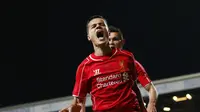Selebrasi Philippe Coutinho usai mencetak gol bagi klubnya