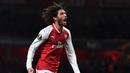 2. Mohamed Elneny – Pemain yang sedang dipinjamkan Arsenal ke Besiktas ini bisa masuk daftar pembelian AC Milan. Tim berjuluk Rossonerri itu berencana menambah kekuatan lini tengah. (AFP/Ben Stansall)