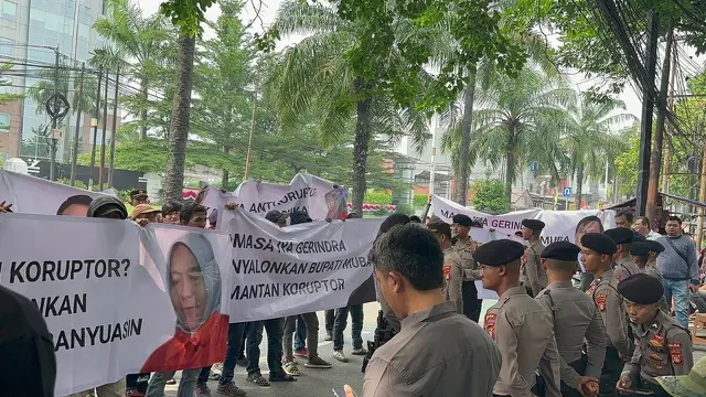 Pendemo Minta Prabowo Subianto Tolak Dukung Eks Napi Koruptor di Pilkada Musi Banyuasin