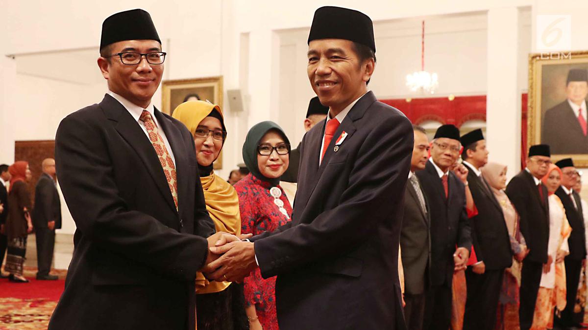 Jokowi Sebut Keppres Pemberhentian Hasyim Asy'ari dari Ketua KPU Masih Diproses Berita Viral Hari Ini Senin 8 Juli 2024